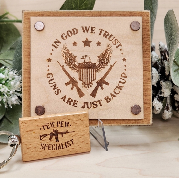 2A 2nd Amendment Decorative Sign & Bonus Keychain - Picture 1 of 9